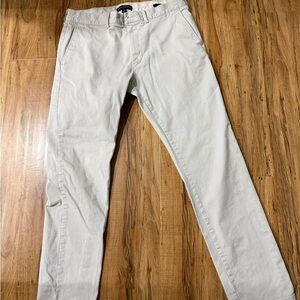 J. Crew Mercantile Men's Light Khaki Flex Slim Fit  Chinos Size 32 x 32